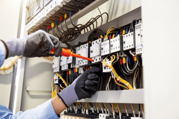 Electricians & Electrical Engineering
